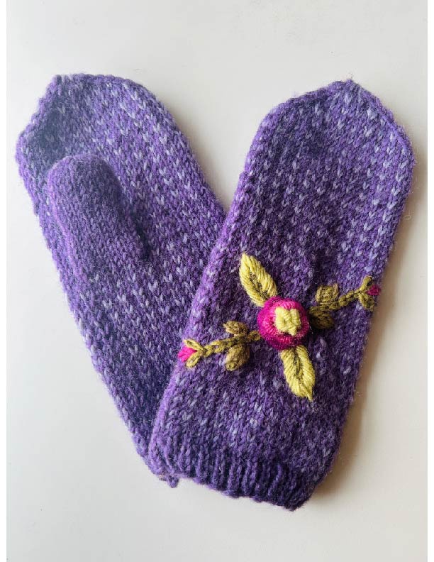 Olive Mitten in Purple